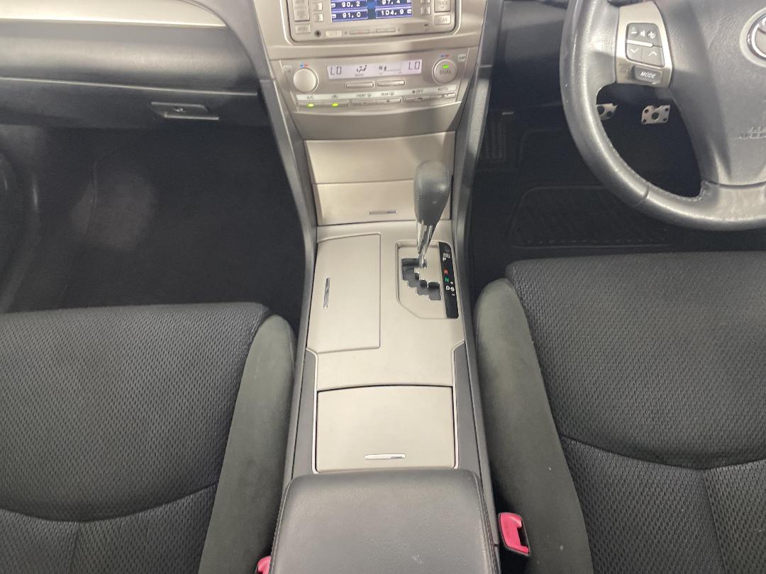 Photo '18' of Toyota Aurion Photo '18' of Toyota Aurion