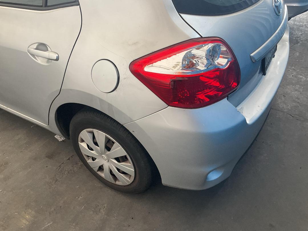 Photo '13' of Toyota Auris