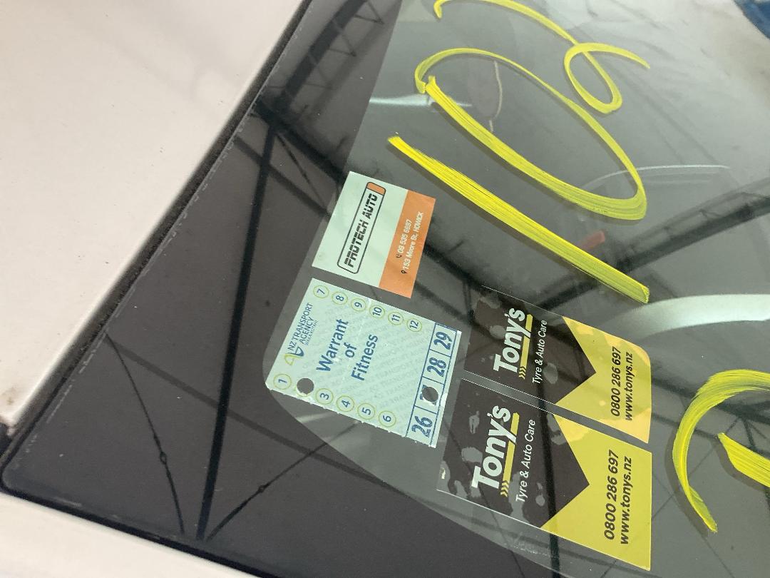 Photo '24' of Toyota Auris