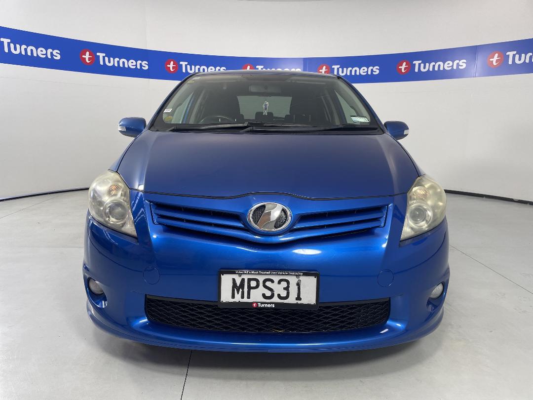 Photo '2' of Toyota Auris Photo '2' of Toyota Auris