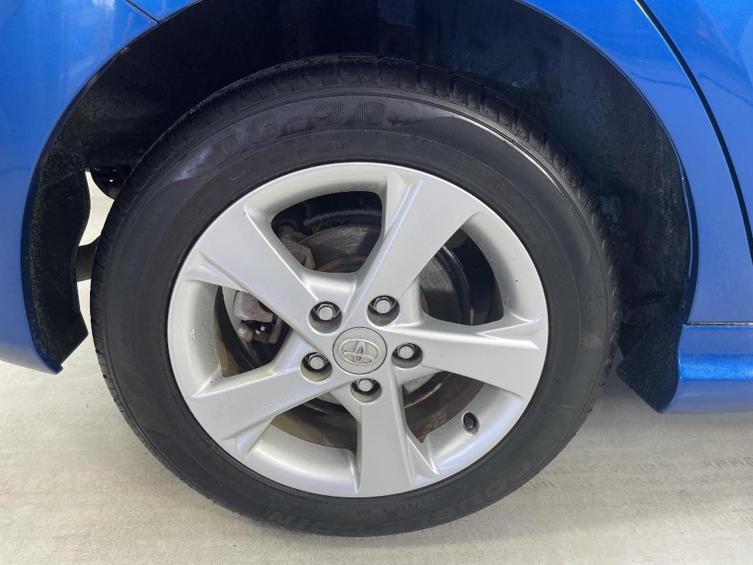 Photo '12' of Toyota Auris Photo '12' of Toyota Auris