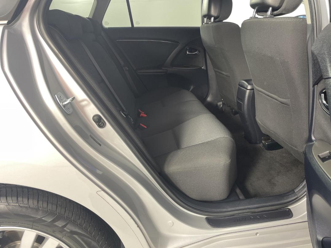 Photo '20' of Toyota Avensis Photo '20' of Toyota Avensis