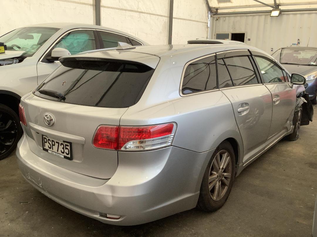 Photo '5' of Toyota Avensis
