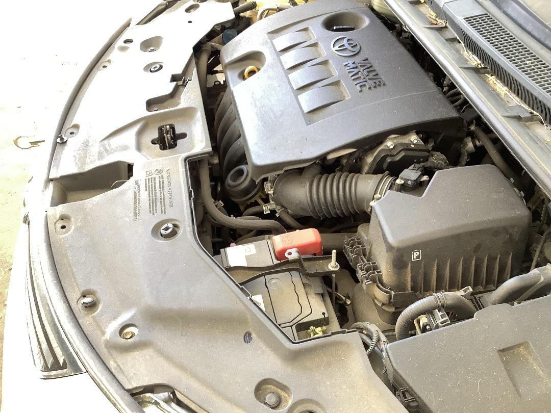 Photo '12' of Toyota Avensis