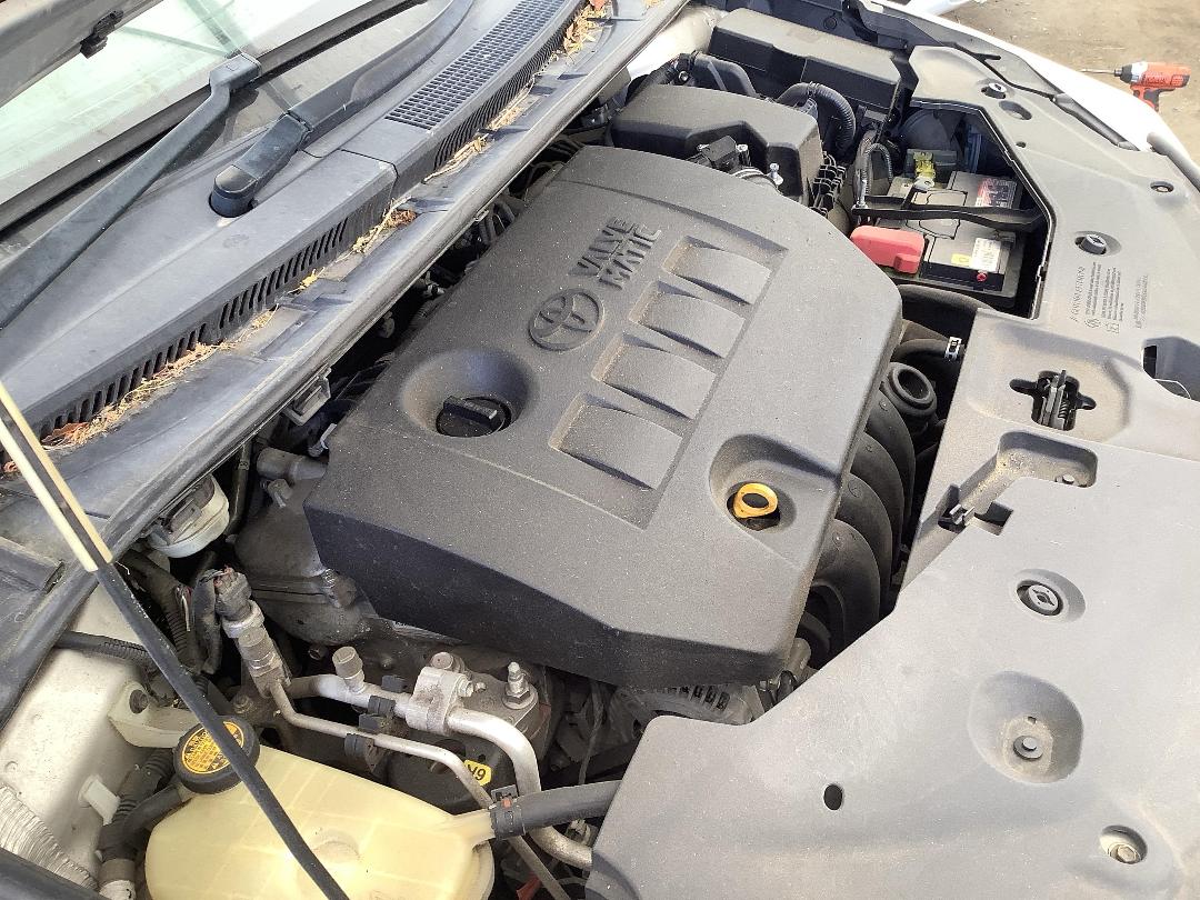 Photo '13' of Toyota Avensis