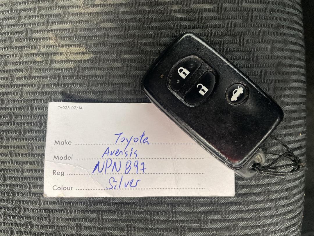 Photo '22' of Toyota Avensis