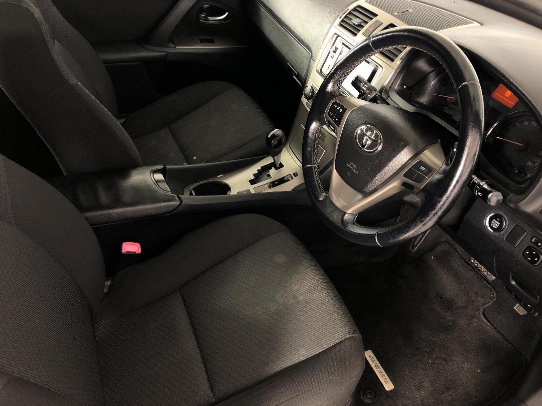 Photo '16' of Toyota Avensis Photo '16' of Toyota Avensis