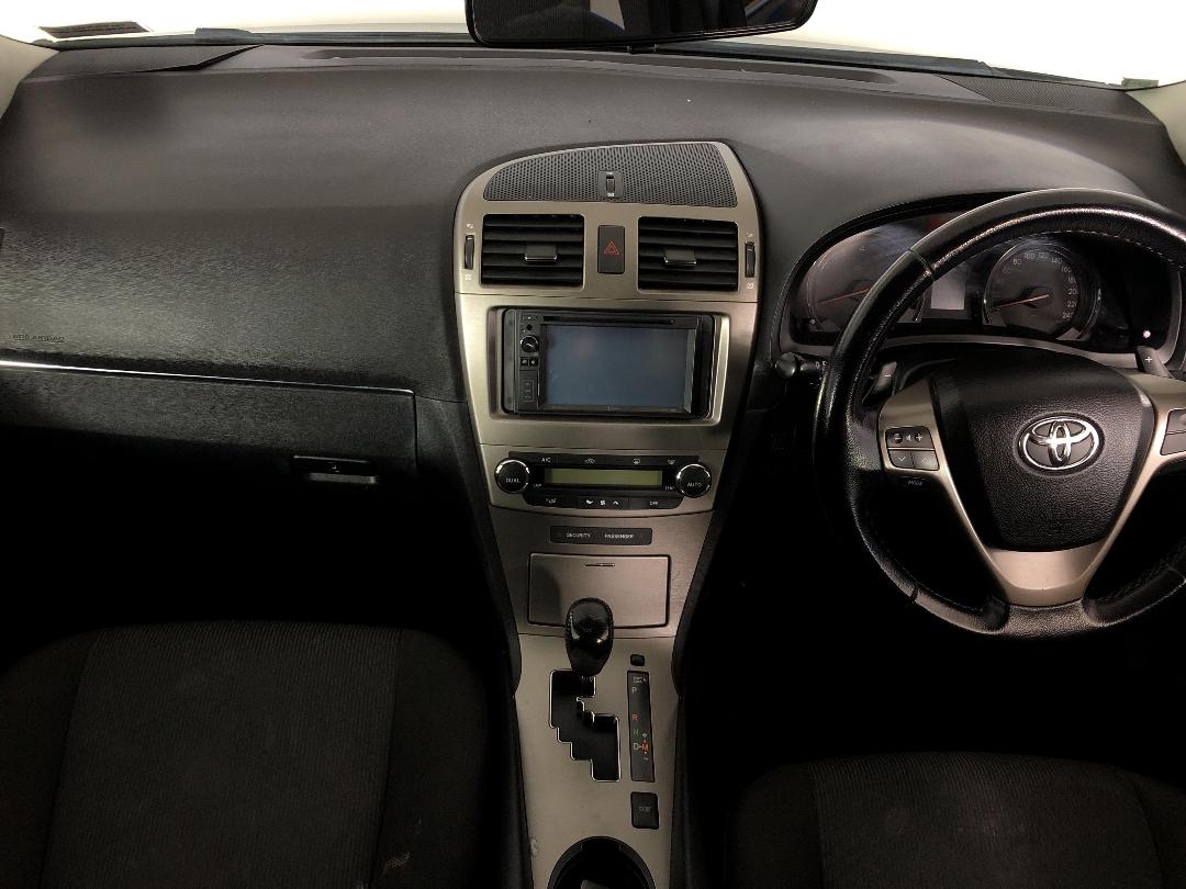 Photo '17' of Toyota Avensis Photo '17' of Toyota Avensis