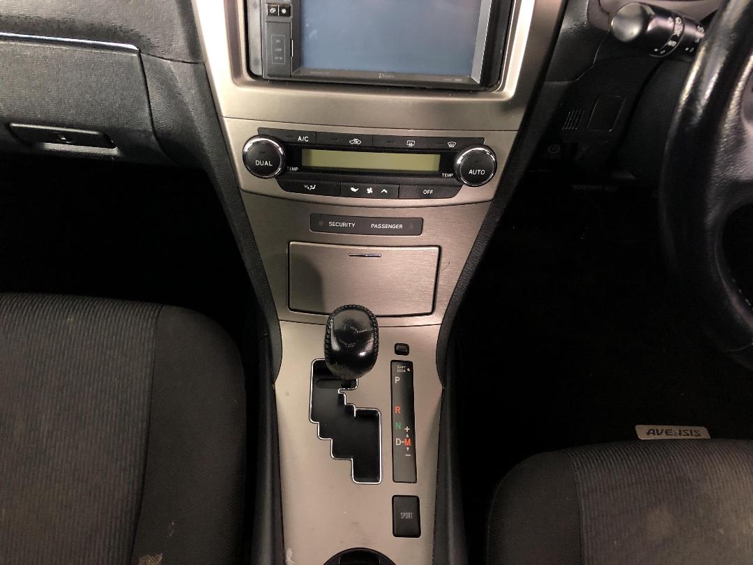 Photo '18' of Toyota Avensis Photo '18' of Toyota Avensis