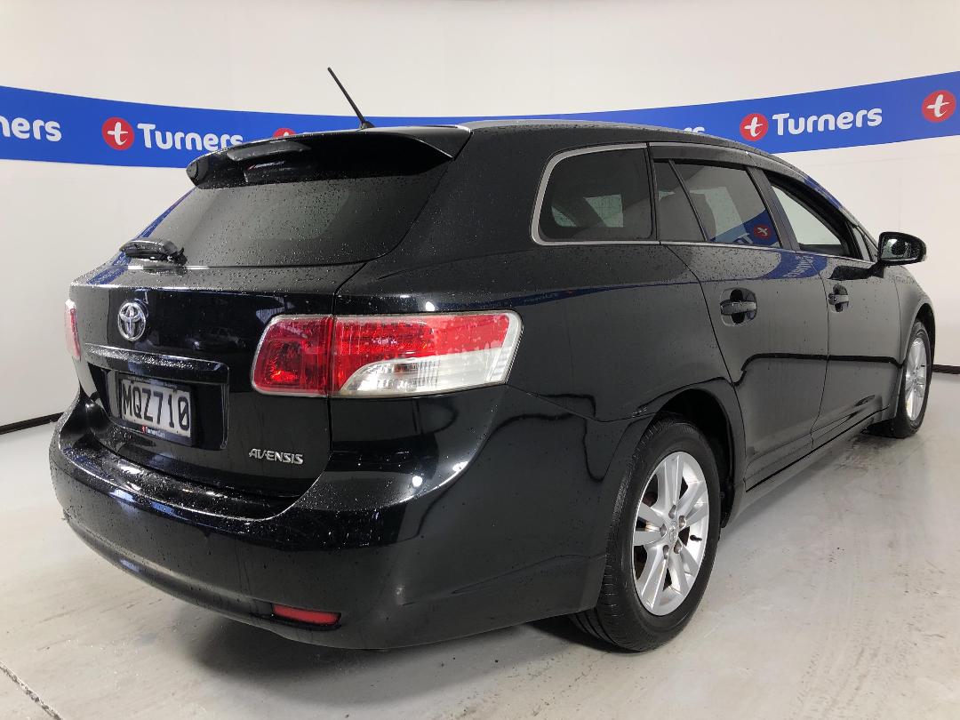 Photo '7' of Toyota Avensis