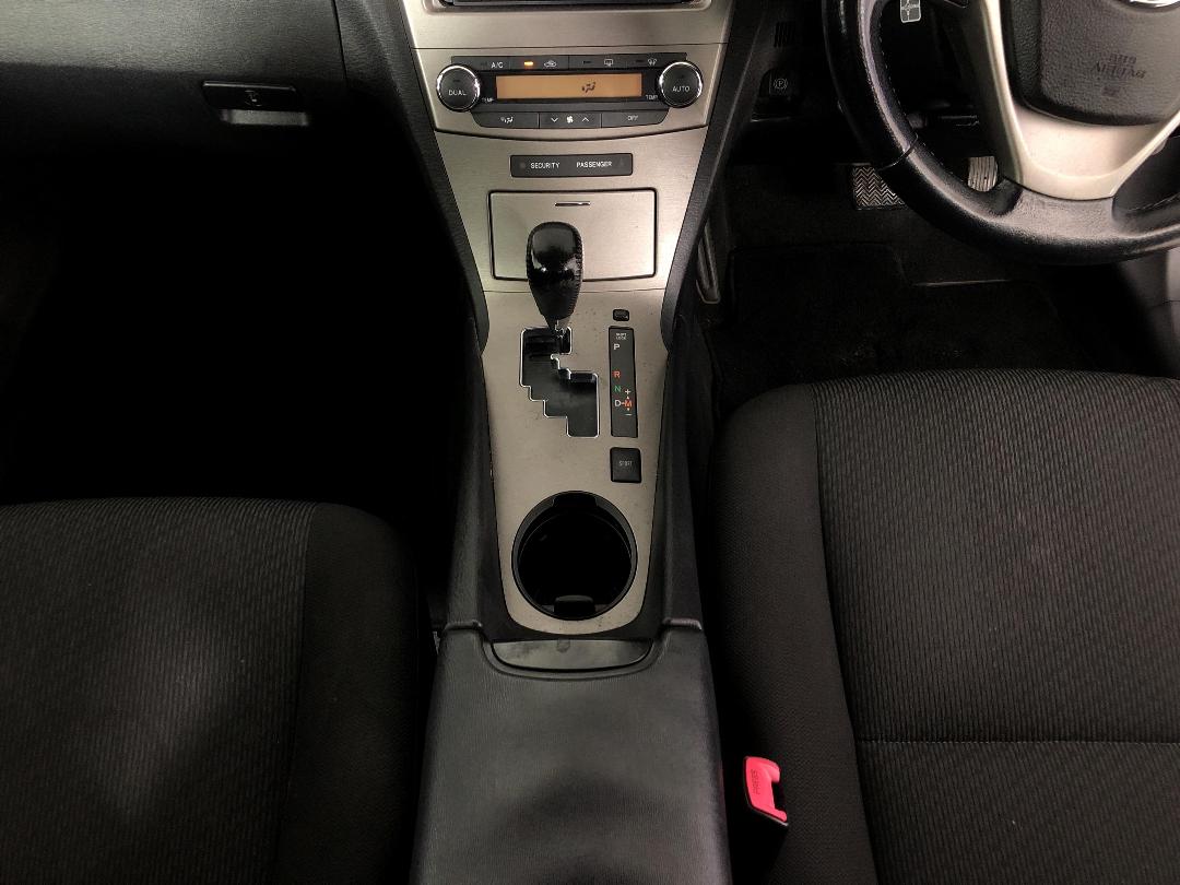 Photo '18' of Toyota Avensis