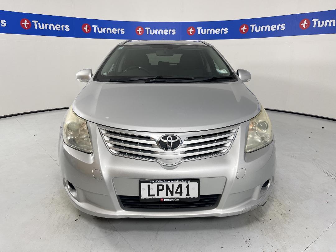 Photo '2' of Toyota Avensis