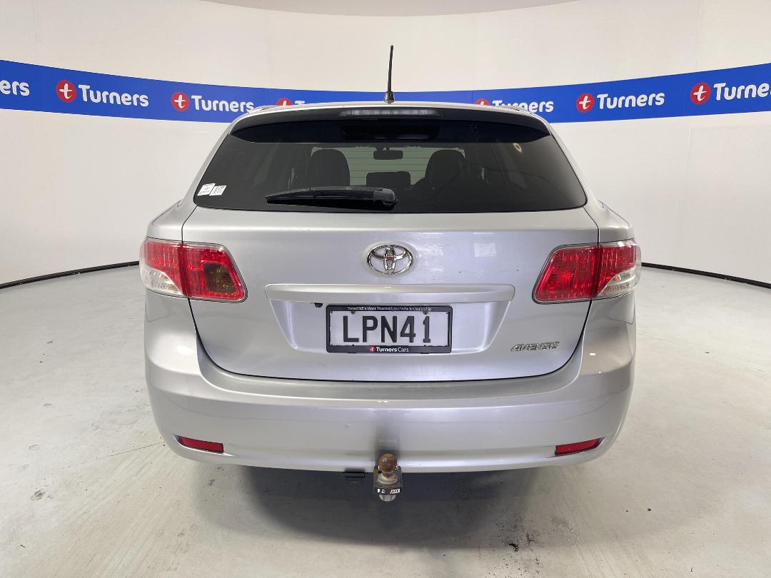 Photo '6' of Toyota Avensis