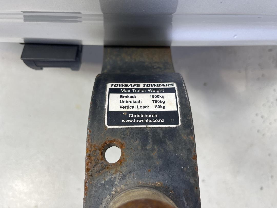 Photo '25' of Toyota Avensis