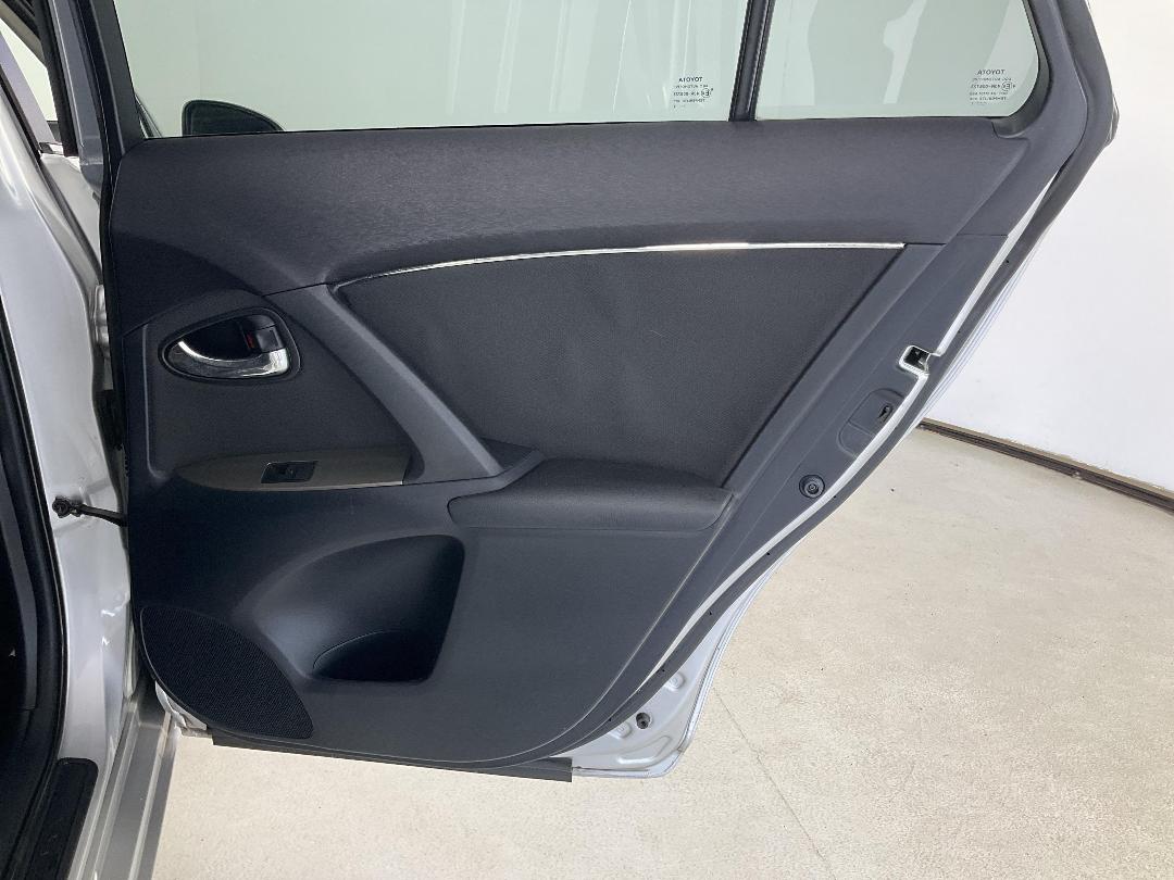 Photo '19' of Toyota Avensis Photo '19' of Toyota Avensis