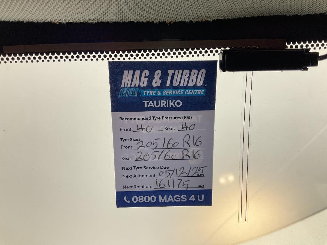 Photo '25' of Toyota Avensis Photo '25' of Toyota Avensis