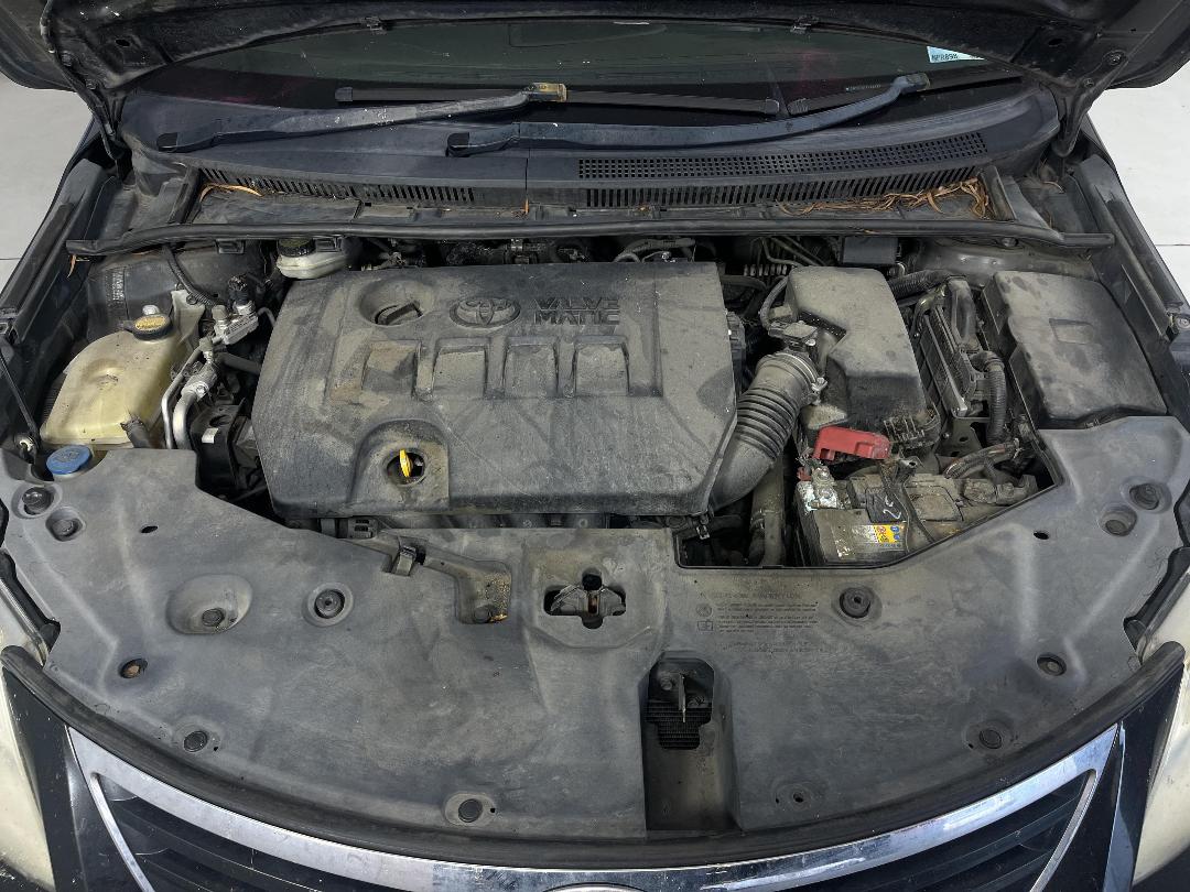 Photo '11' of Toyota Avensis