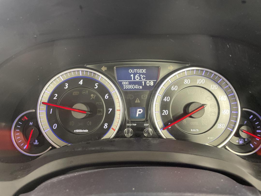 Photo '21' of Toyota Blade Photo '21' of Toyota Blade