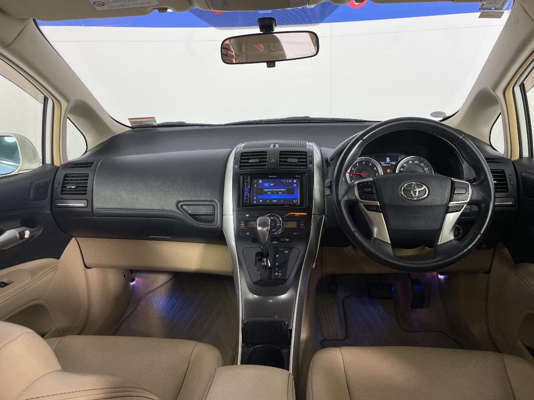 Photo '17' of Toyota Blade Photo '17' of Toyota Blade