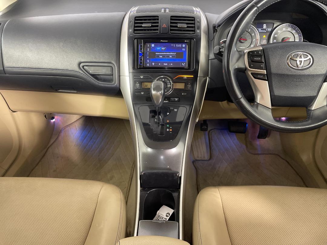 Photo '18' of Toyota Blade Photo '18' of Toyota Blade