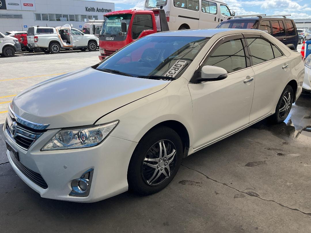 Photo '2' of Toyota Camry Photo '2' of Toyota Camry