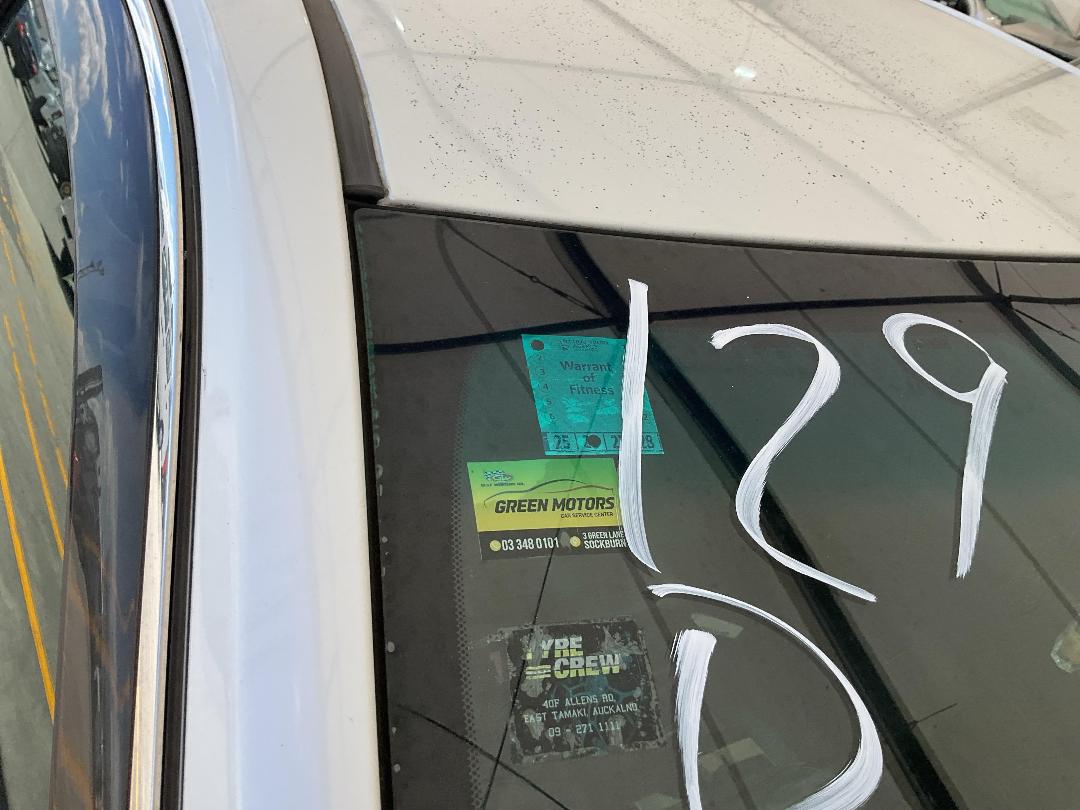 Photo '13' of Toyota Camry Photo '13' of Toyota Camry