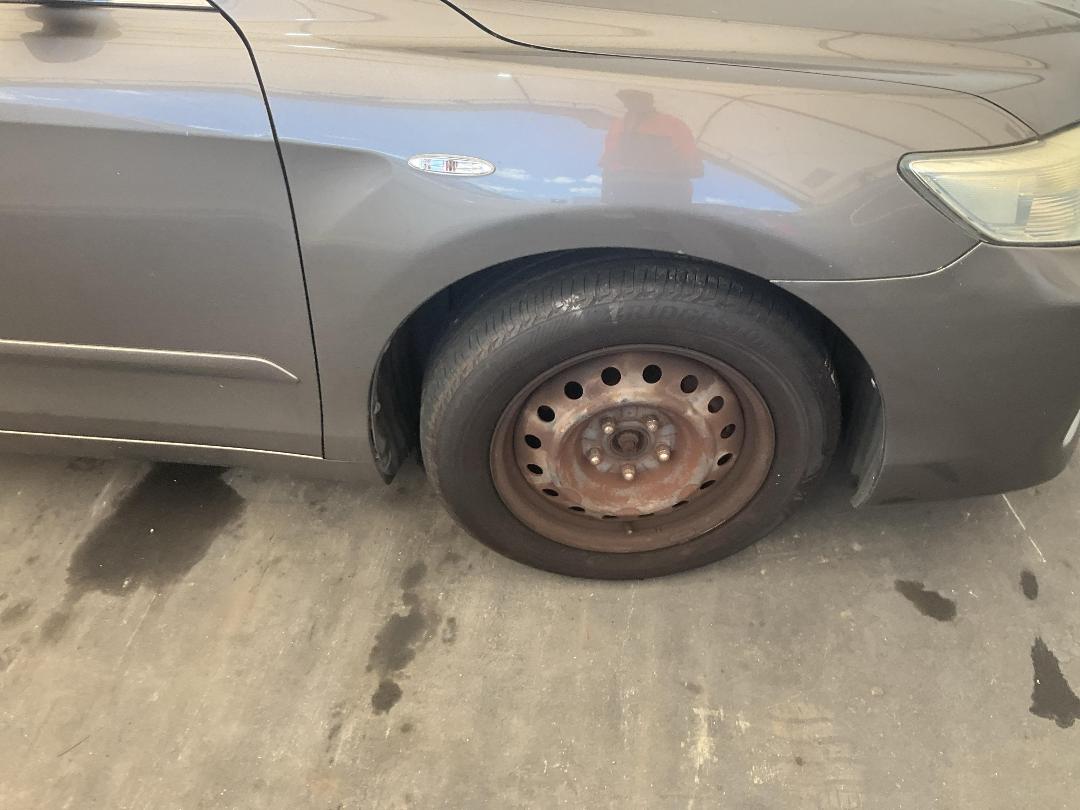 Photo '2' of Toyota Camry GL Photo '2' of Toyota Camry GL