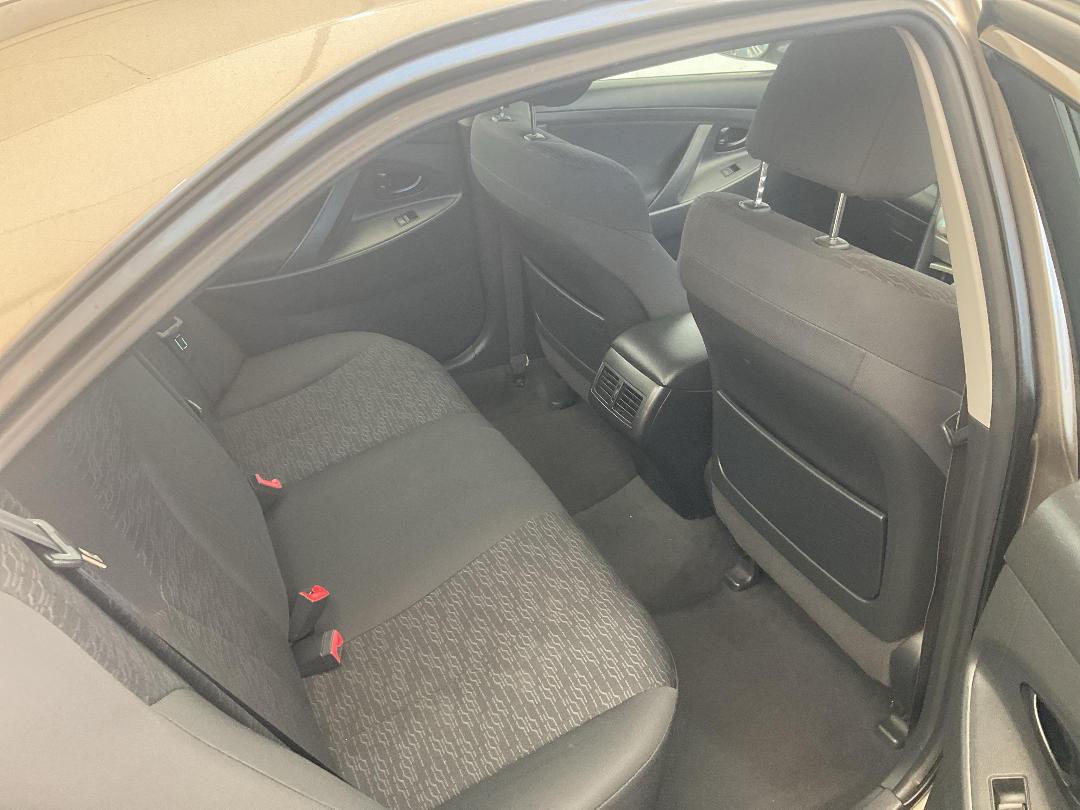 Photo '20' of Toyota Camry GL Photo '20' of Toyota Camry GL