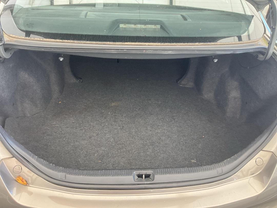 Photo '22' of Toyota Camry GL Photo '22' of Toyota Camry GL