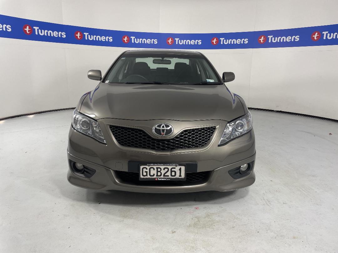 Photo '2' of Toyota Camry