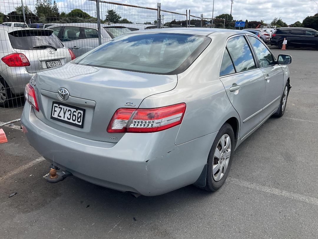 Photo '4' of Toyota Camry GL Photo '4' of Toyota Camry GL