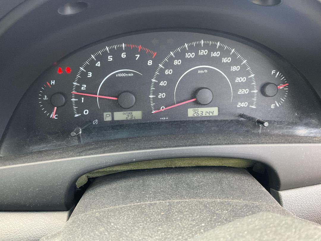 Photo '10' of Toyota Camry GL Photo '10' of Toyota Camry GL