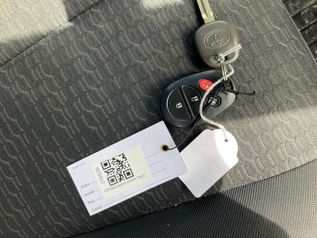 Photo '15' of Toyota Camry GL Photo '15' of Toyota Camry GL