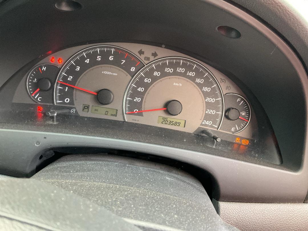 Photo '16' of Toyota Camry Sport