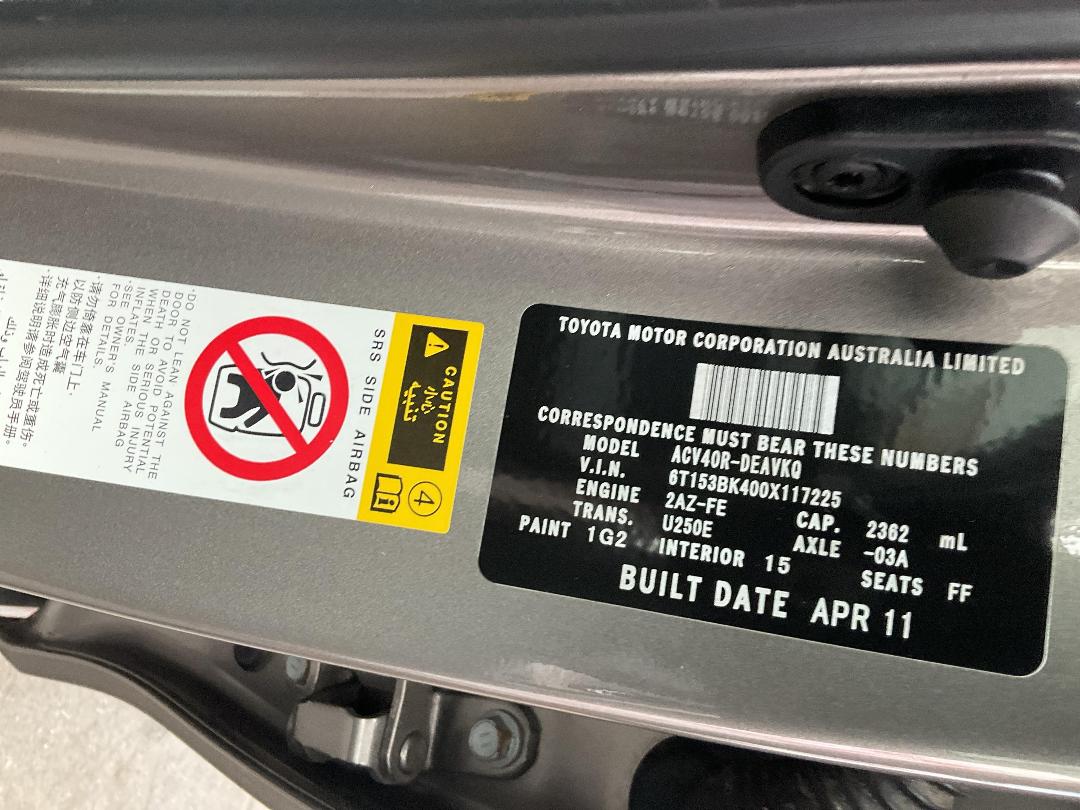 Photo '15' of Toyota Camry Sport