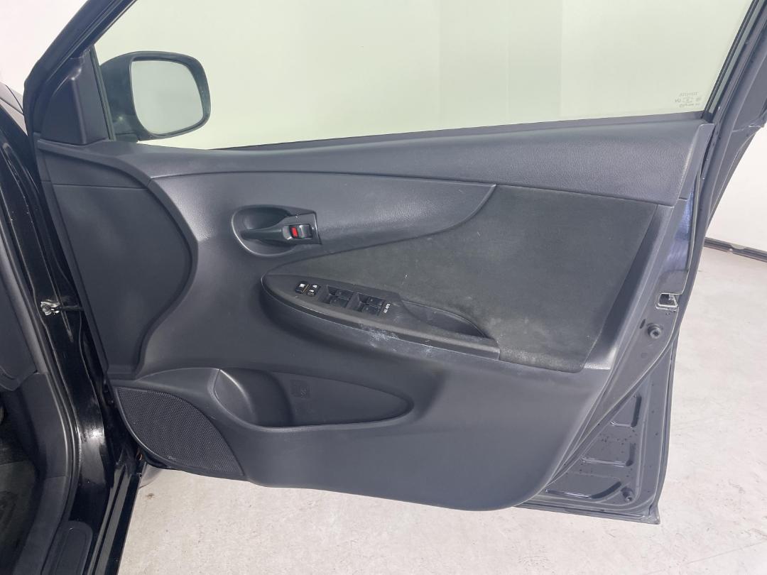 Photo '15' of Toyota Corolla