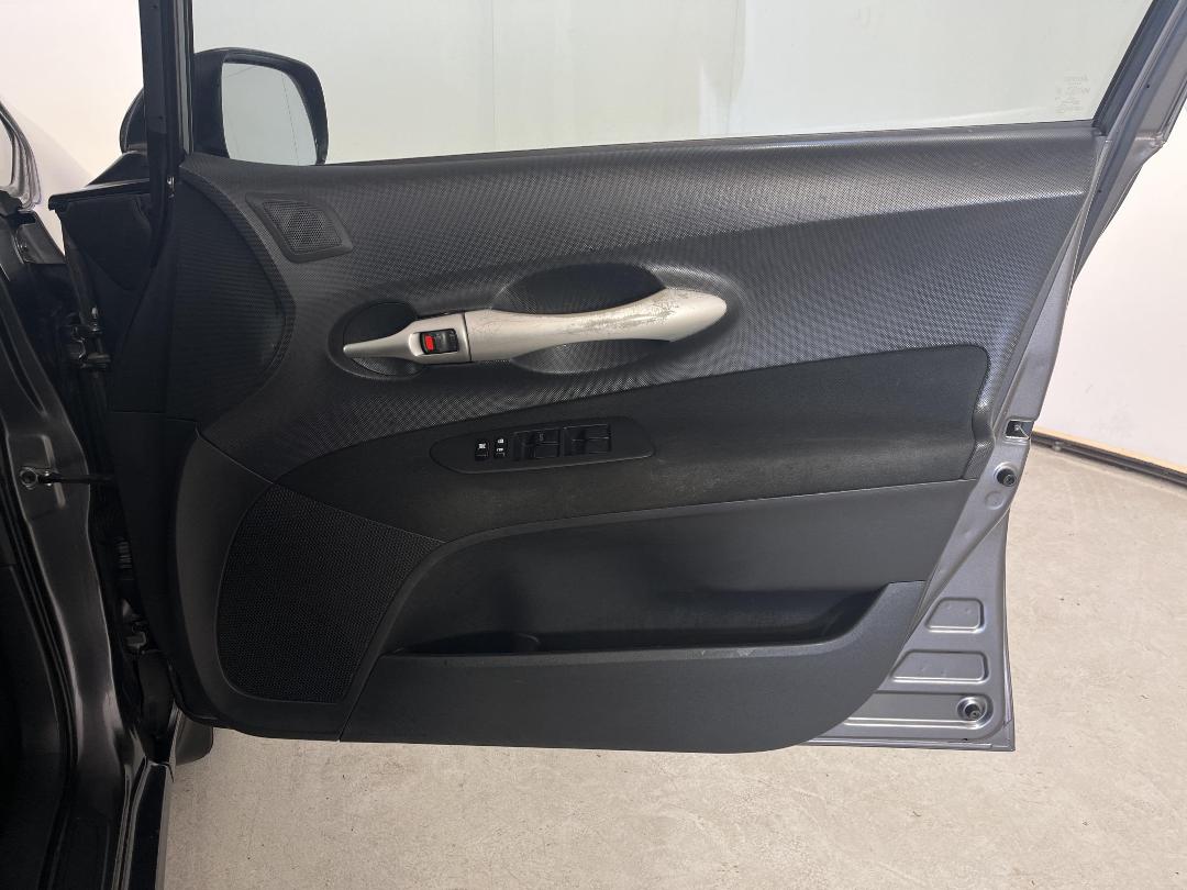 Photo '15' of Toyota Corolla Photo '15' of Toyota Corolla