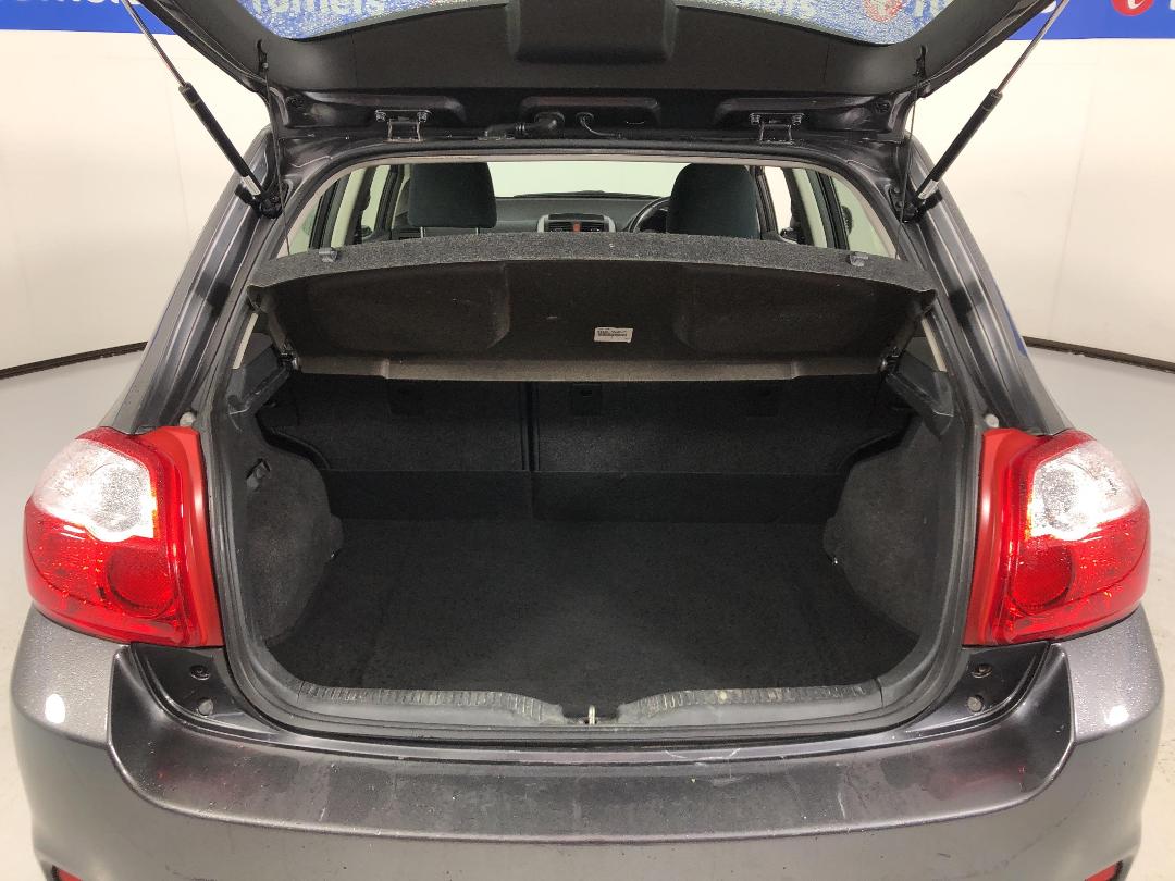 Photo '14' of Toyota Corolla Photo '14' of Toyota Corolla