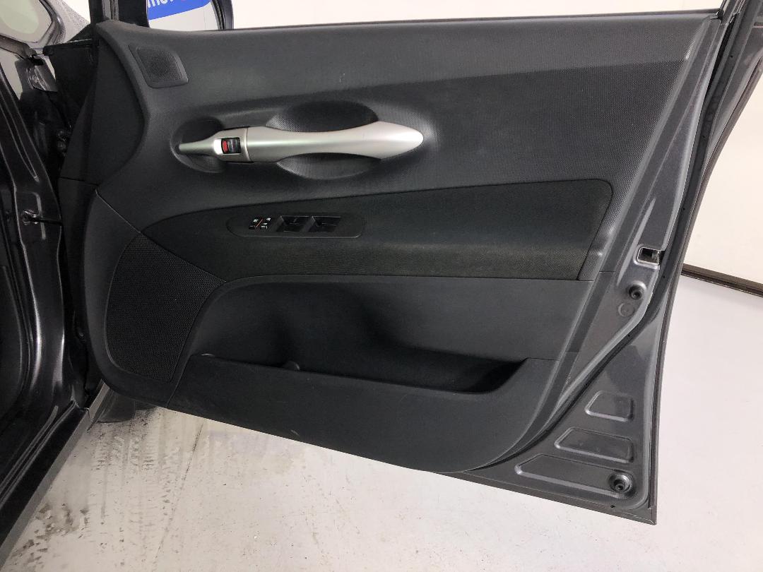 Photo '15' of Toyota Corolla Photo '15' of Toyota Corolla