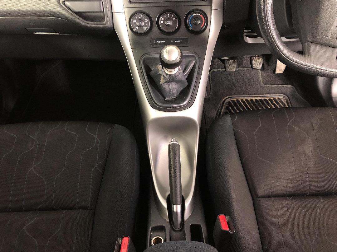 Photo '18' of Toyota Corolla Photo '18' of Toyota Corolla