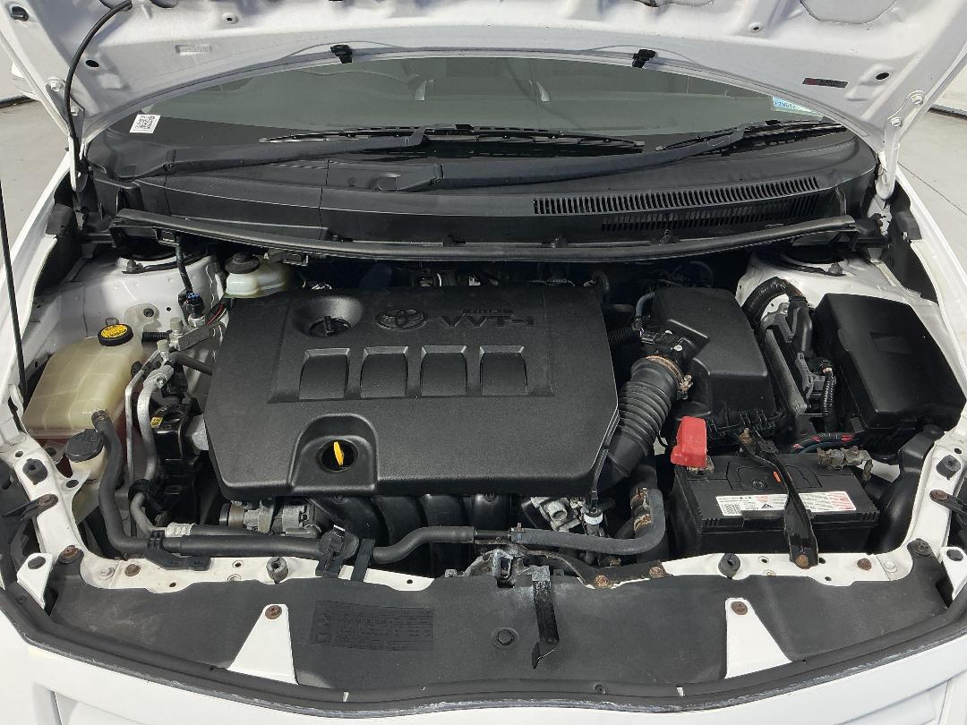 Photo '13' of Toyota Corolla