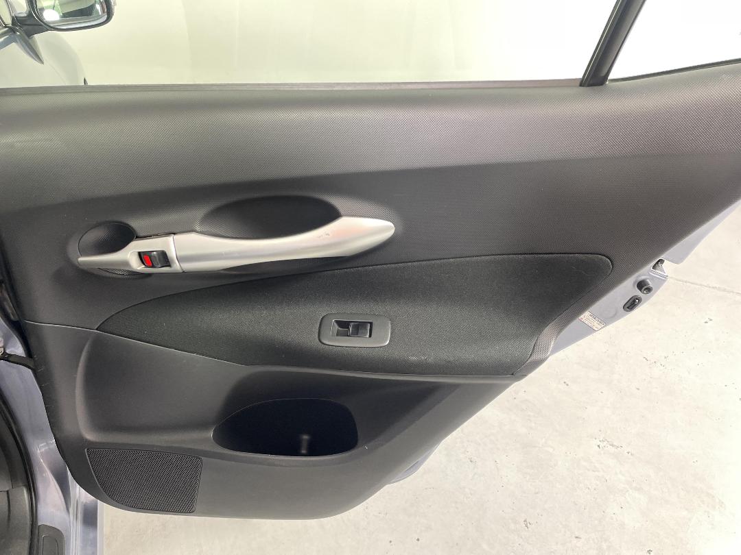 Photo '19' of Toyota Corolla