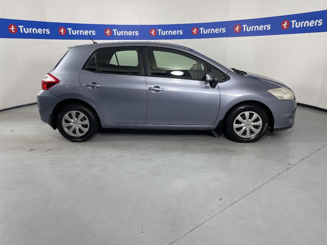 Photo '23' of Toyota Corolla