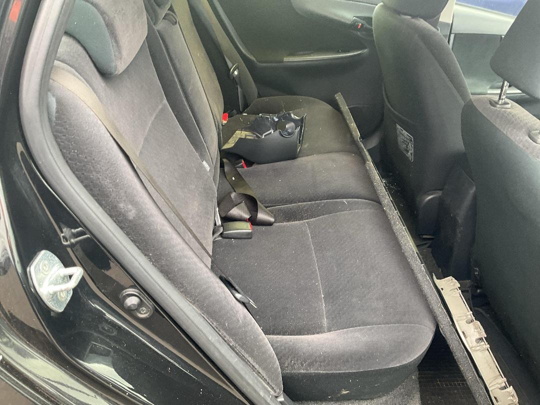 Photo '14' of Toyota Corolla GX Photo '14' of Toyota Corolla GX