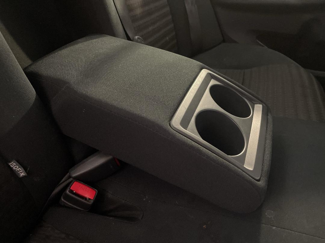 Photo '21' of Toyota Corolla GX