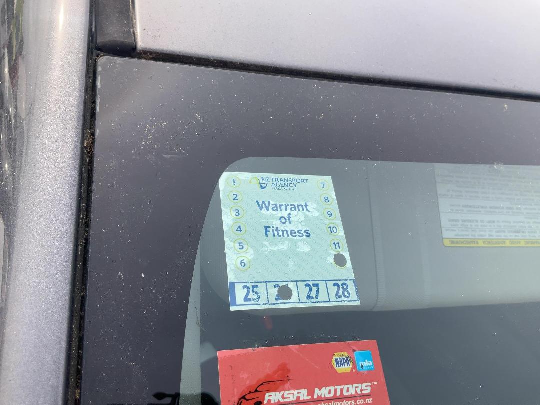 Photo '11' of Toyota Corolla GX Photo '11' of Toyota Corolla GX