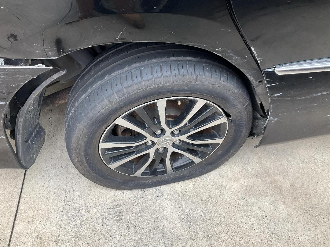 Photo '17' of Toyota Estima