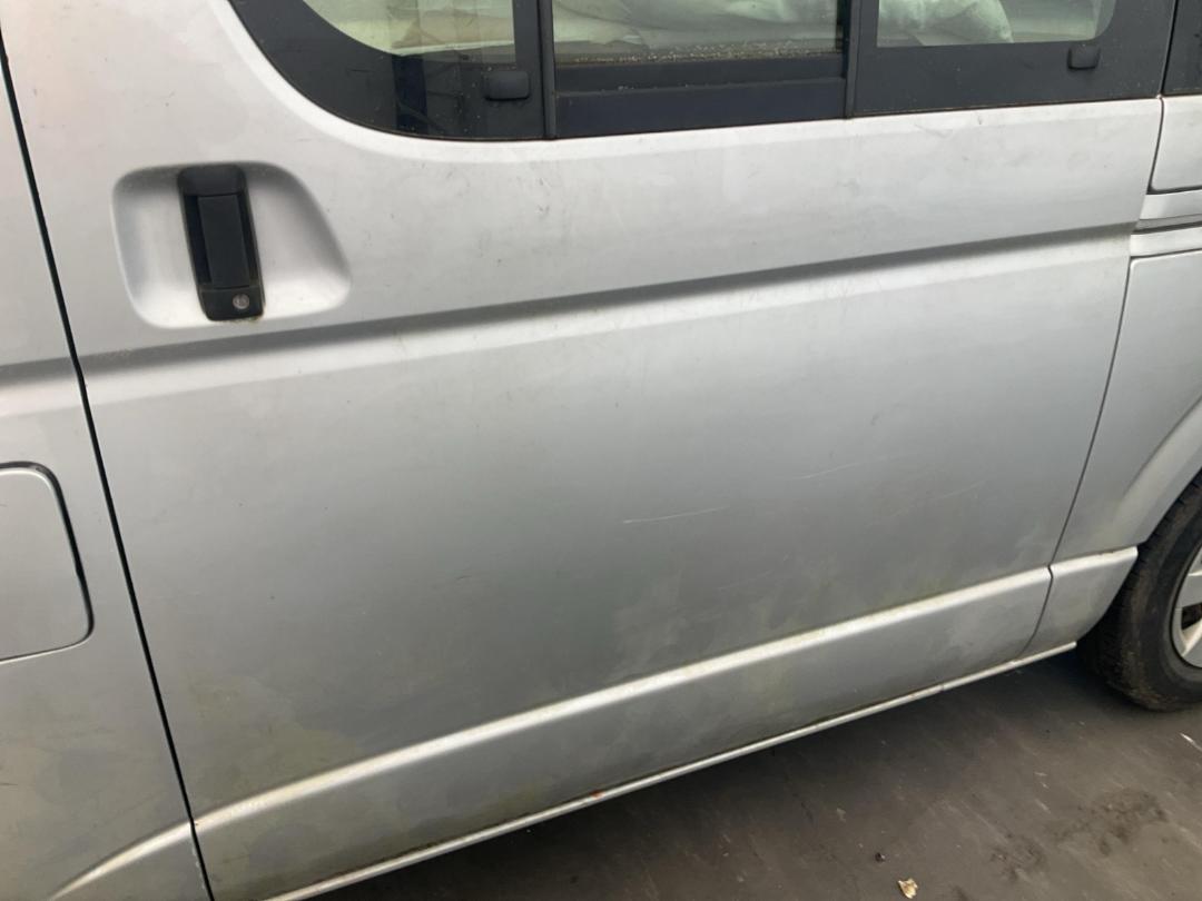 Photo '6' of Toyota Hiace Regius ACE