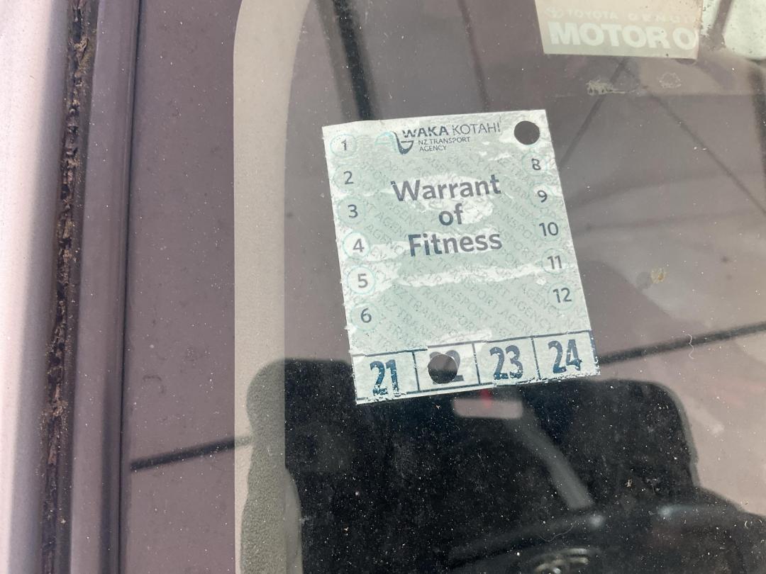 Photo '21' of Toyota Hiace Regius ACE