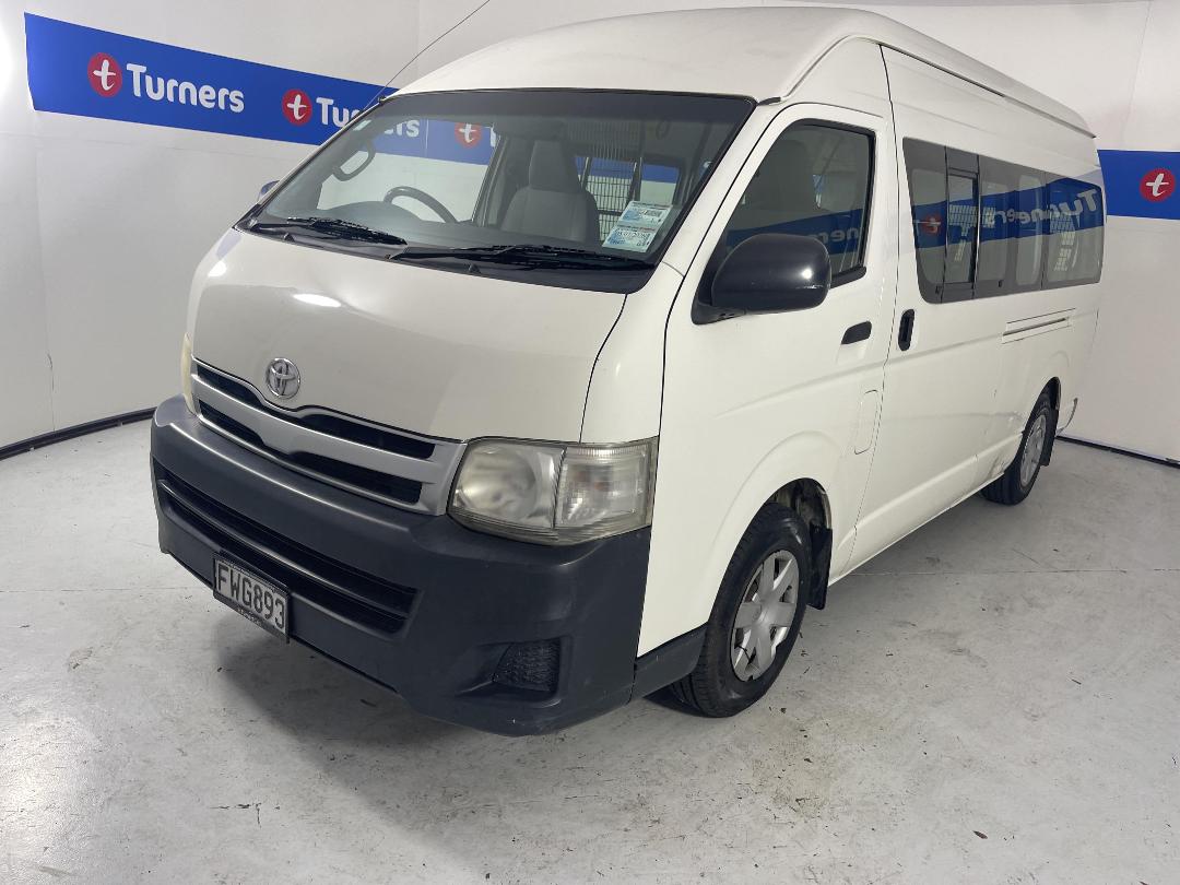 Photo '4' of Toyota Hiace